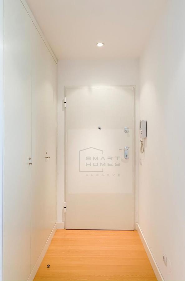 Bright & Spacious 2 Bed Flat 2 Bath W Garage In Lagos Marina Eksteriør billede