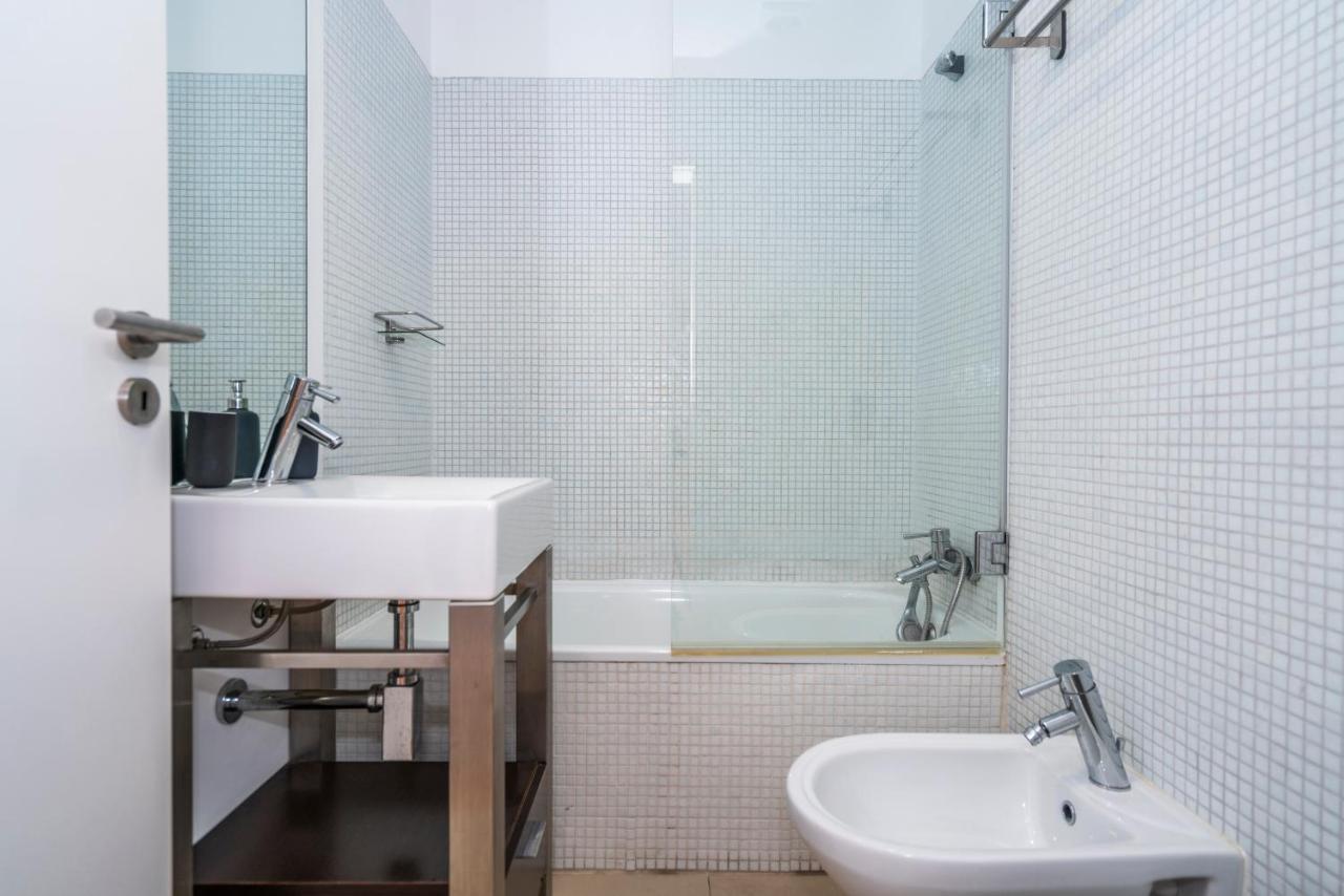 Bright & Spacious 2 Bed Flat 2 Bath W Garage In Lagos Marina Eksteriør billede