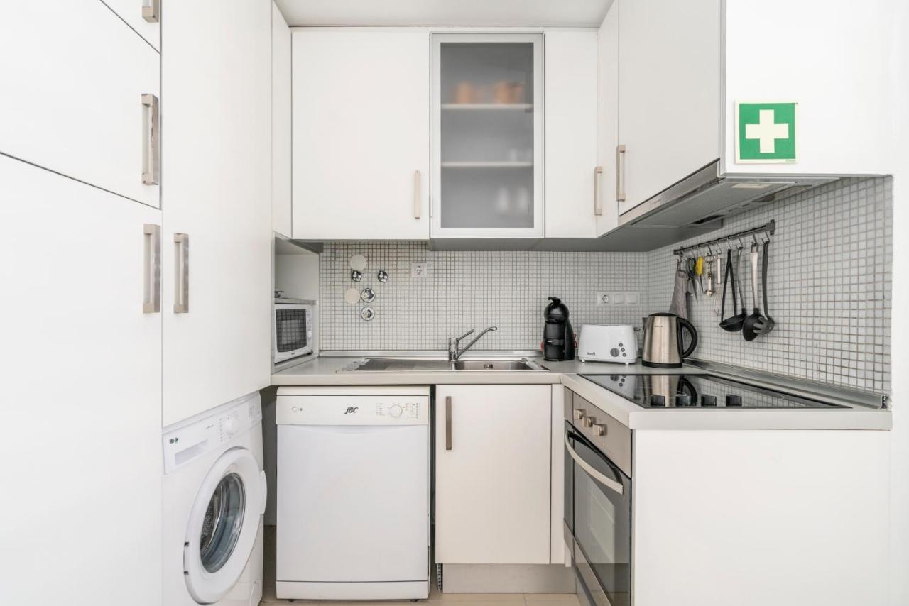 Bright & Spacious 2 Bed Flat 2 Bath W Garage In Lagos Marina Eksteriør billede